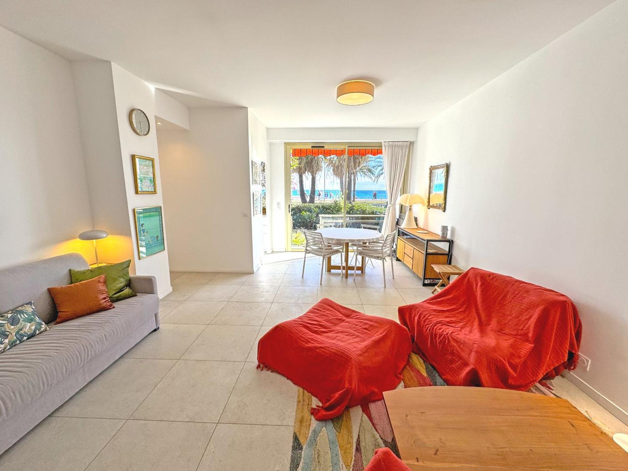 Cosy Sea Front Garden Appartamento